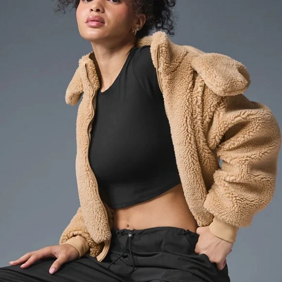 ALO Foxy Sherpa Jacket in Camel without Hood! - Picture 3 of 15
